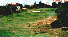 Alto Golf: Der Fairway hat ein paar kahle Stellen