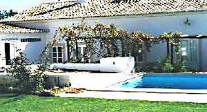 Ansicht des Hauses vom Pool
